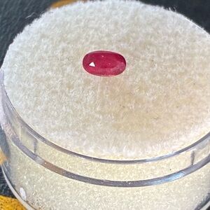 Beautiful .4ct Natural Red Ruby Oval Loose Gemstone July Birthstone A